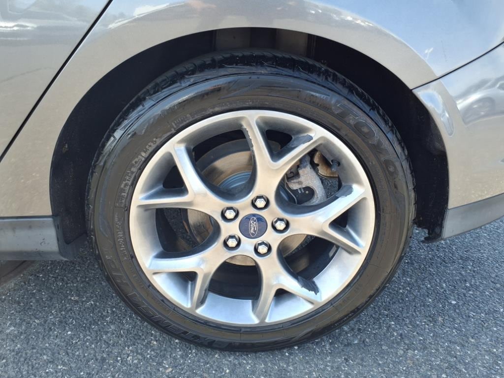 used 2014 Ford Focus car, priced at $7,900