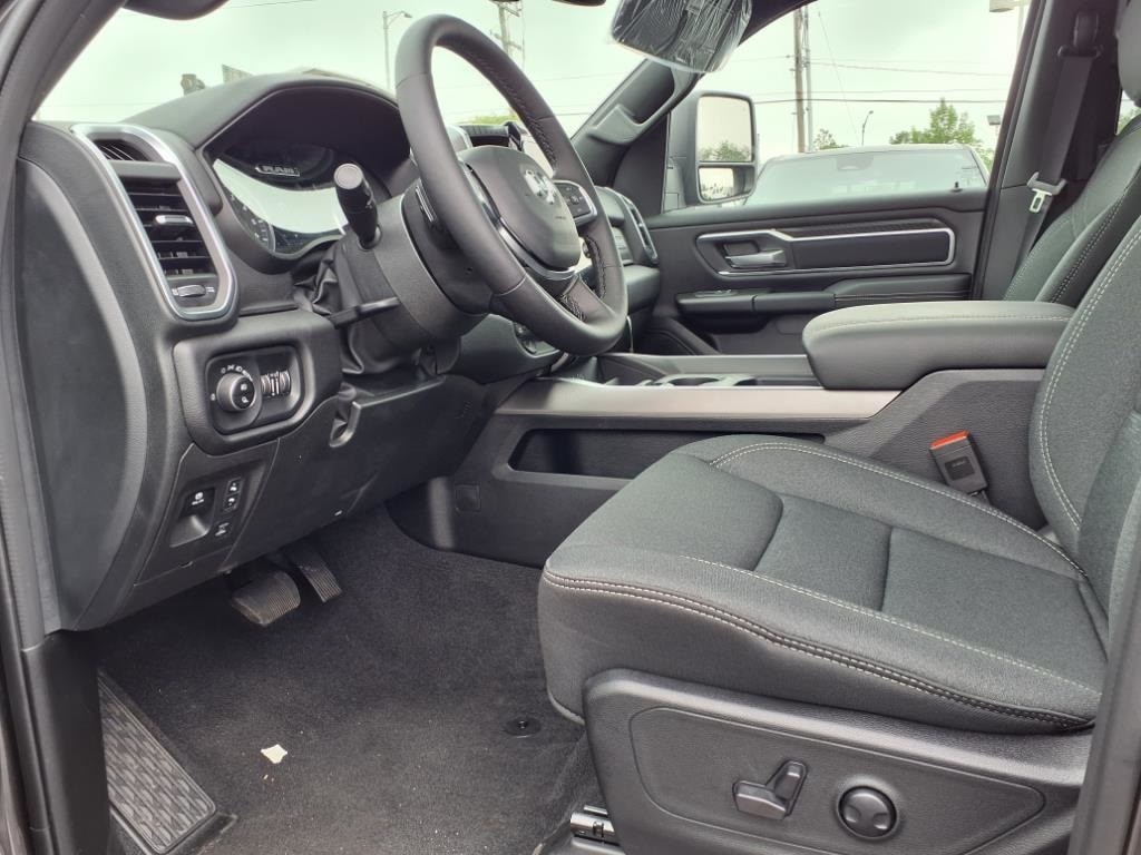 new 2025 Ram 1500 car