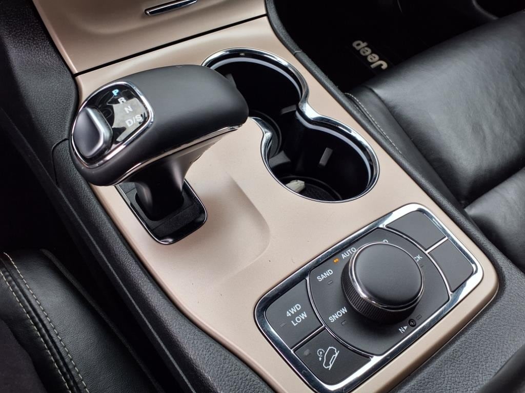 used 2014 Jeep Grand Cherokee car, priced at $14,900