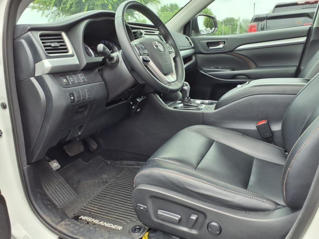 used 2018 Toyota Highlander car, priced at $24,500