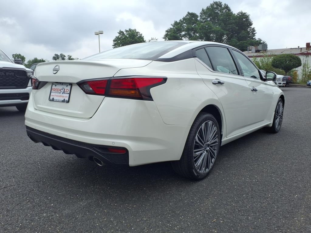 used 2023 Nissan Altima car, priced at $23,501