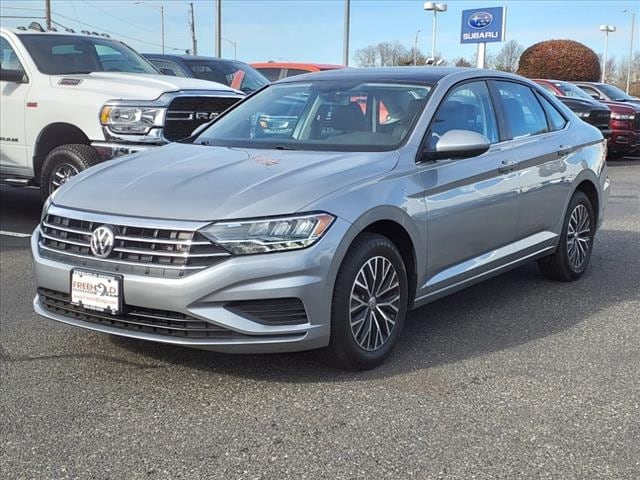 used 2020 Volkswagen Jetta car, priced at $13,900