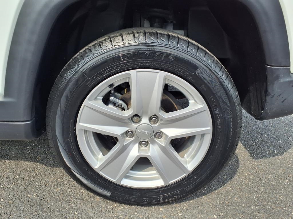 used 2022 Jeep Compass car, priced at $20,900