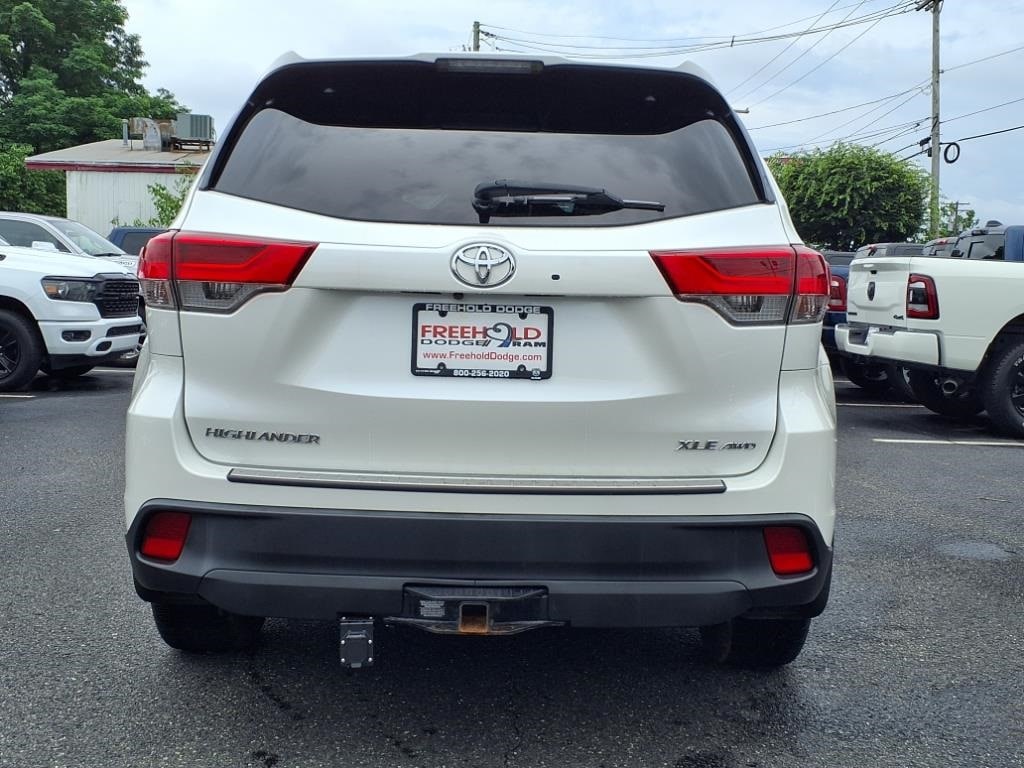used 2018 Toyota Highlander car, priced at $24,500