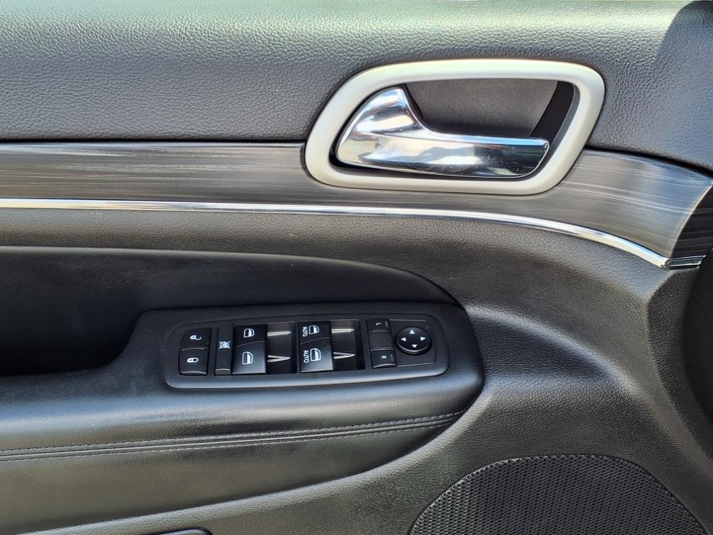 used 2020 Jeep Grand Cherokee car, priced at $19,900