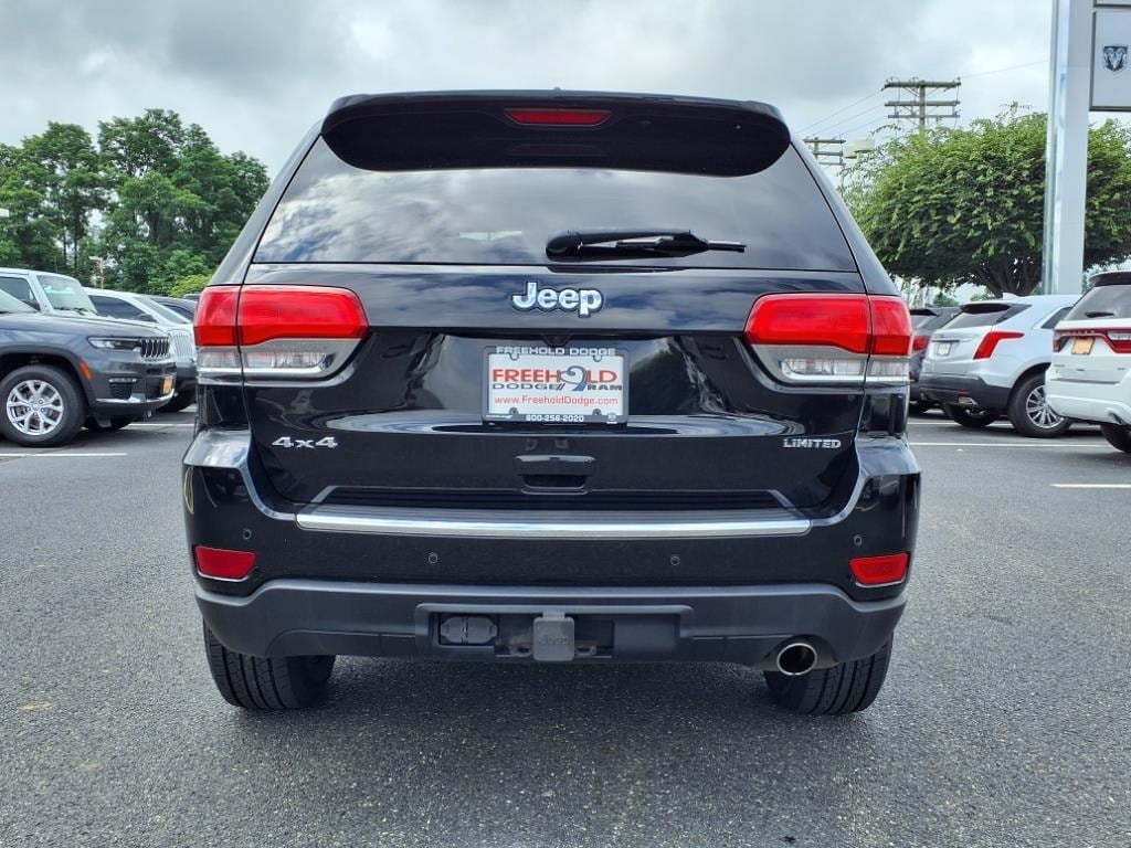 used 2018 Jeep Grand Cherokee car, priced at $15,900