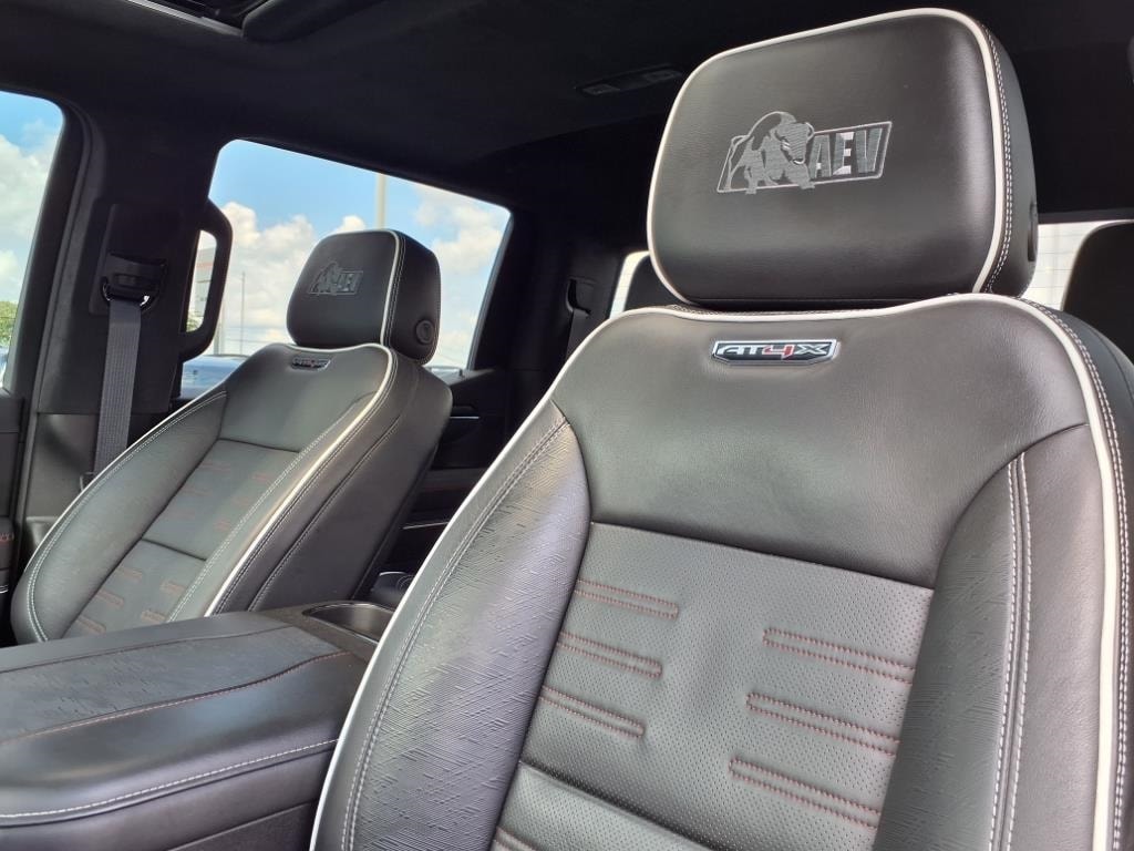 used 2024 GMC Sierra 1500 car, priced at $62,900