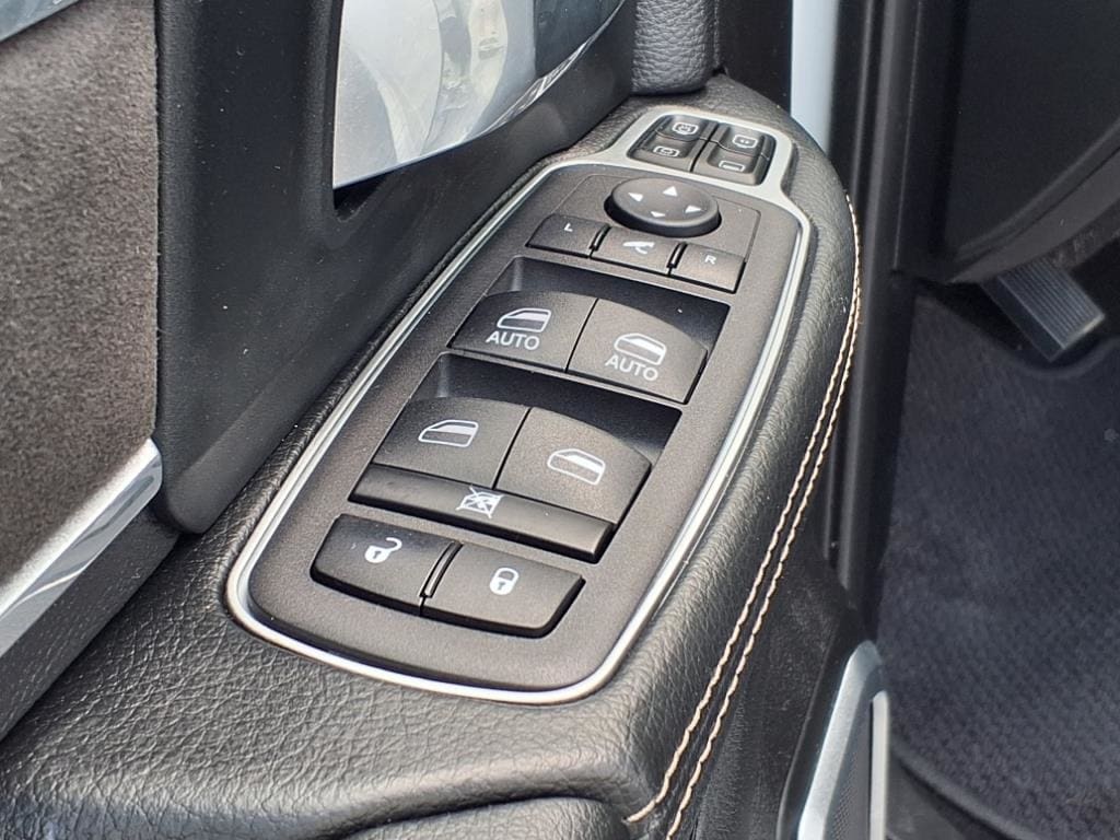 used 2024 Ram 2500 car, priced at $58,900