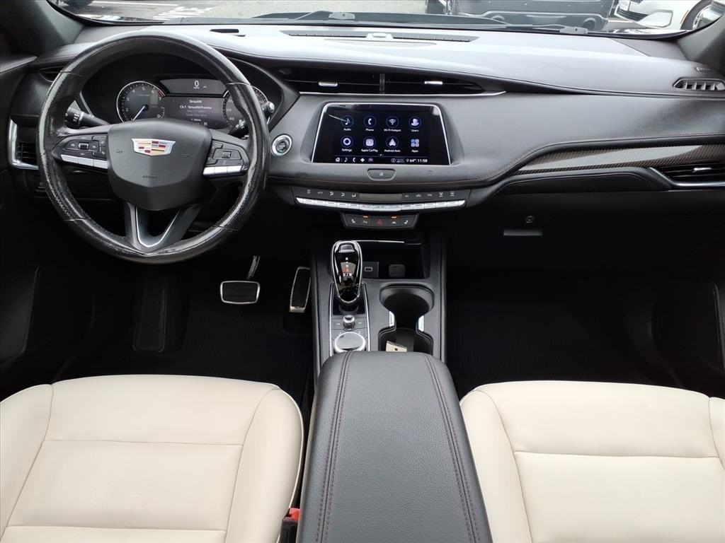 used 2020 Cadillac XT4 car, priced at $17,900