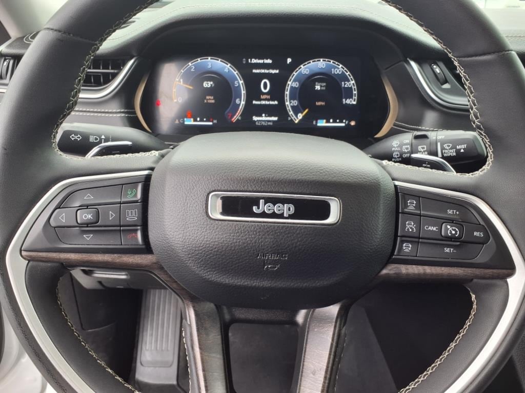 used 2023 Jeep Grand Cherokee car, priced at $27,900