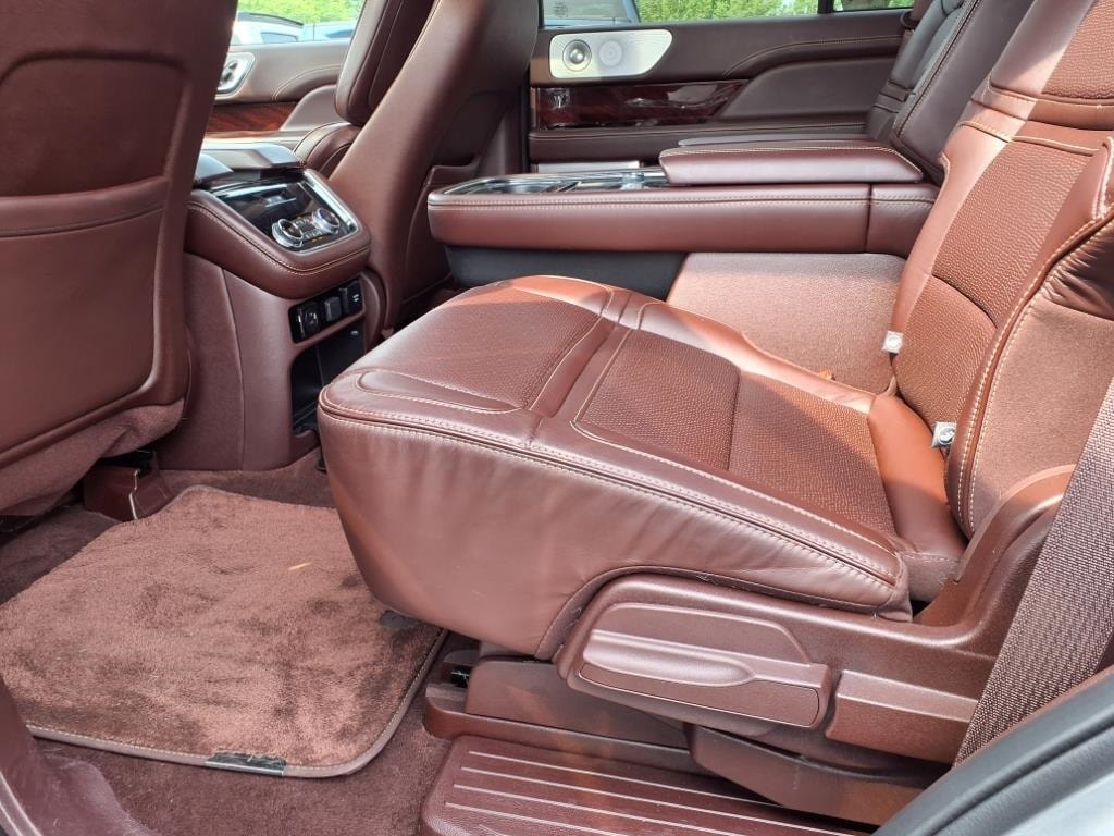 used 2021 Lincoln Navigator car, priced at $53,900