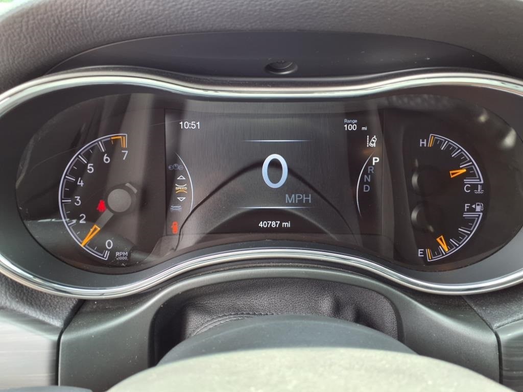 used 2021 Jeep Grand Cherokee car, priced at $28,900