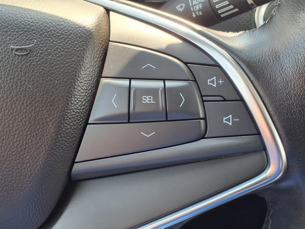 used 2019 Cadillac XT5 car, priced at $20,500