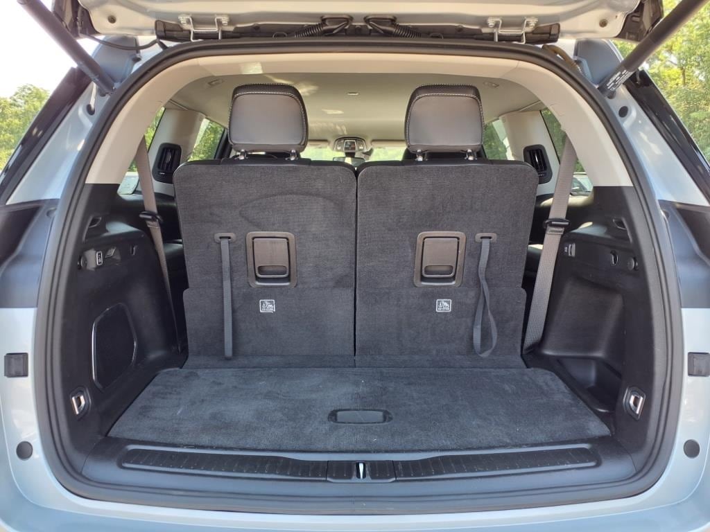used 2022 Jeep Grand Cherokee L car, priced at $31,900