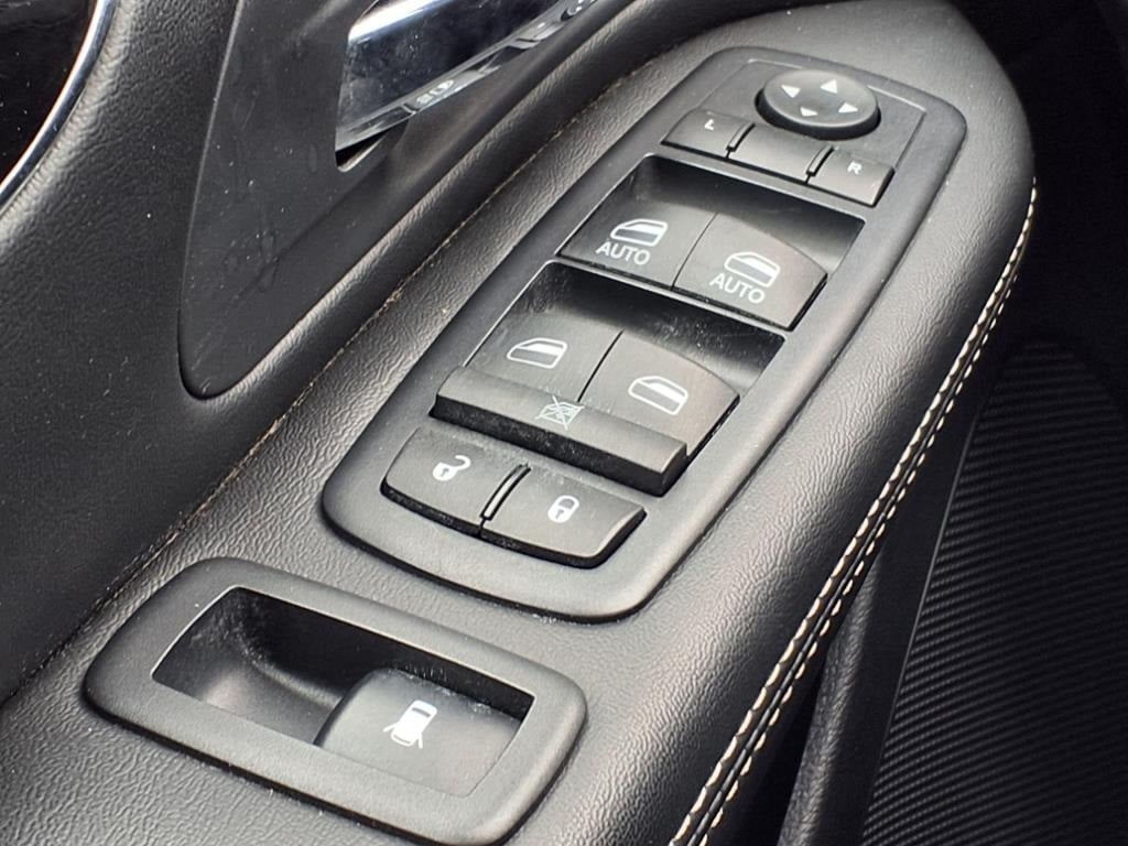 used 2016 Dodge Grand Caravan car, priced at $14,900