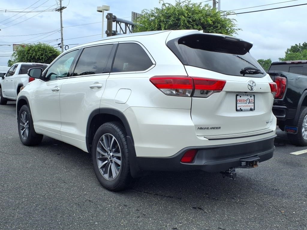 used 2018 Toyota Highlander car, priced at $24,500