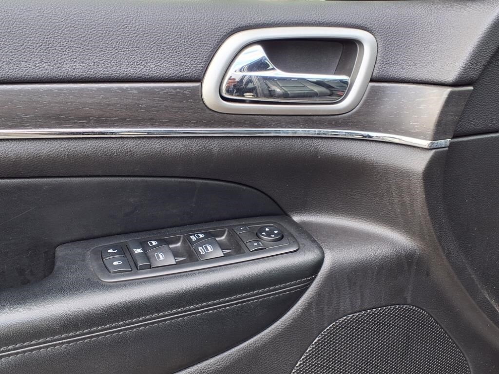 used 2018 Jeep Grand Cherokee car, priced at $15,900