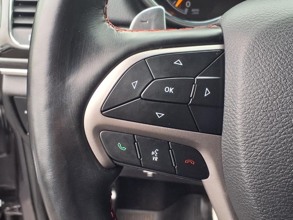 used 2021 Jeep Grand Cherokee car, priced at $32,900