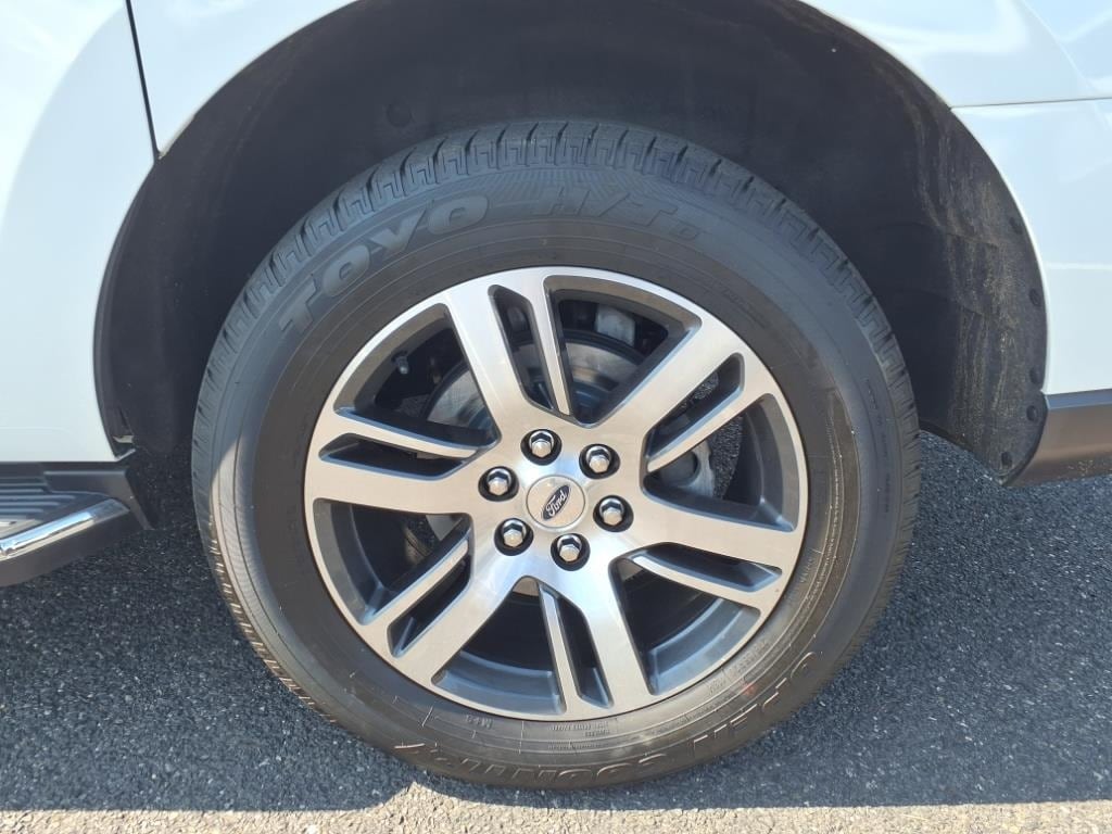 used 2022 Ford Expedition Max car, priced at $56,900