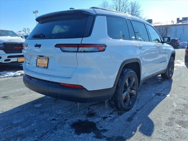 used 2021 Jeep Grand Cherokee L car, priced at $31,900