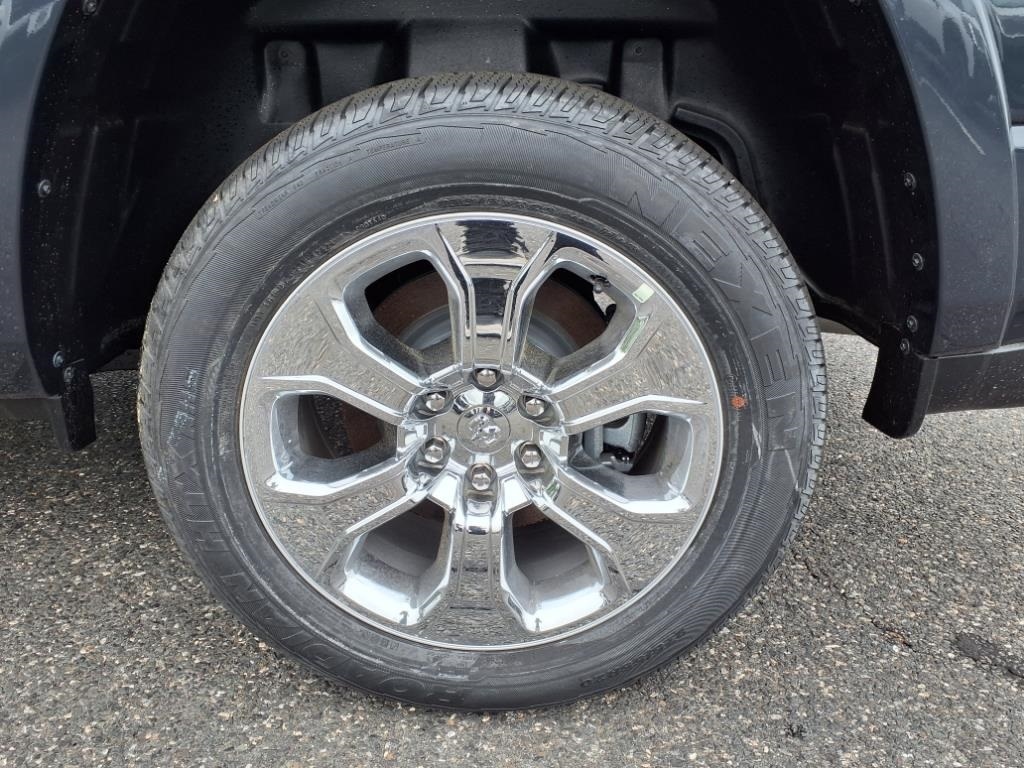 new 2025 Ram 1500 car, priced at $64,020