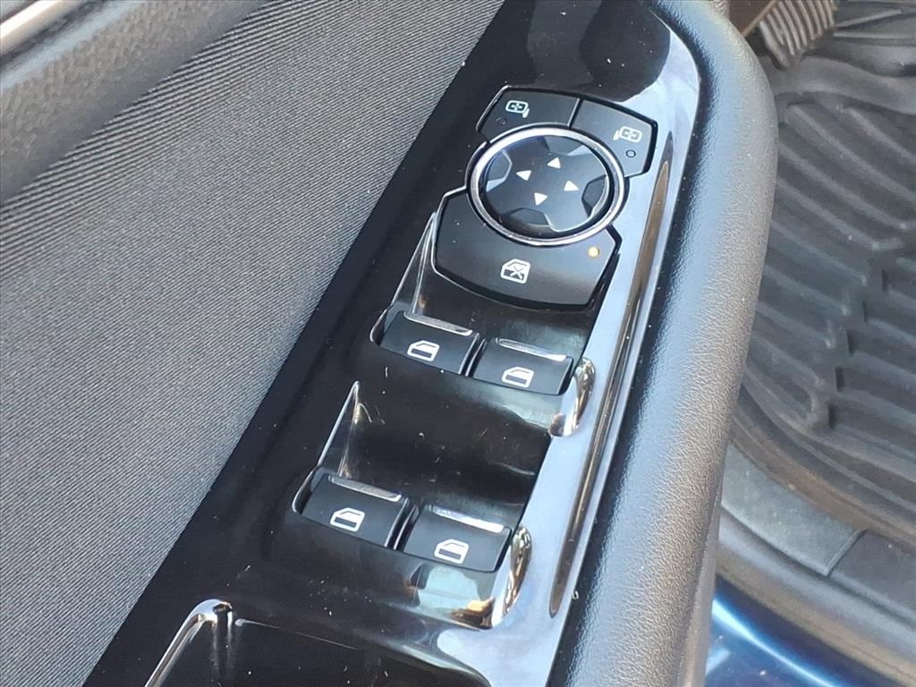 used 2017 Ford Edge car, priced at $10,900