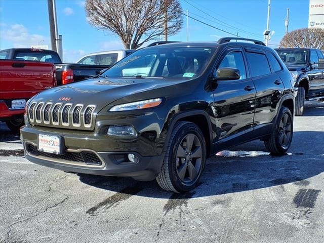 used 2016 Jeep Cherokee car, priced at $10,900