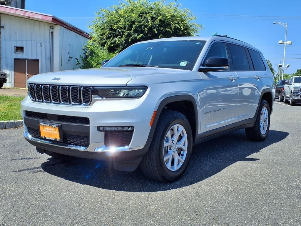 used 2022 Jeep Grand Cherokee L car, priced at $31,900