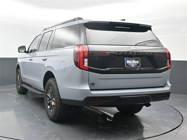 new 2025 Ford Expedition car, priced at $84,540