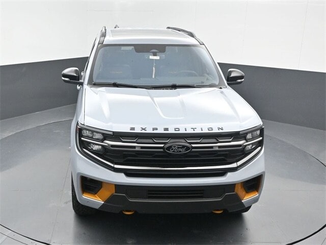 new 2025 Ford Expedition car, priced at $84,540