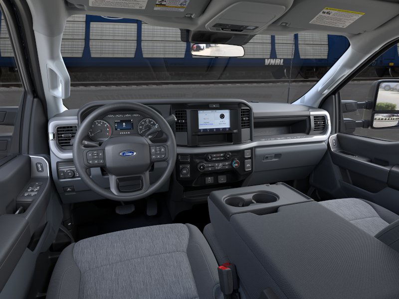 new 2025 Ford F-350 Super Duty car