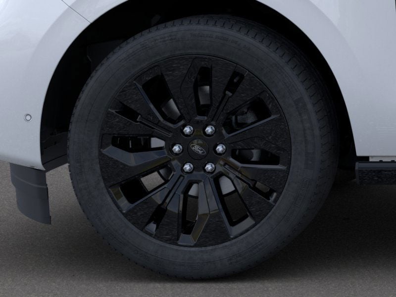 new 2025 Ford Expedition car, priced at $80,195
