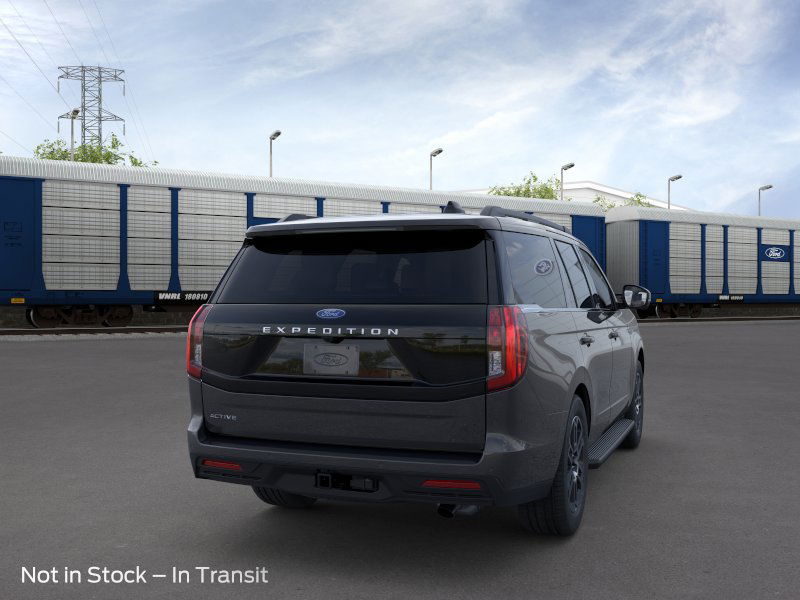 new 2025 Ford Expedition car, priced at $68,705
