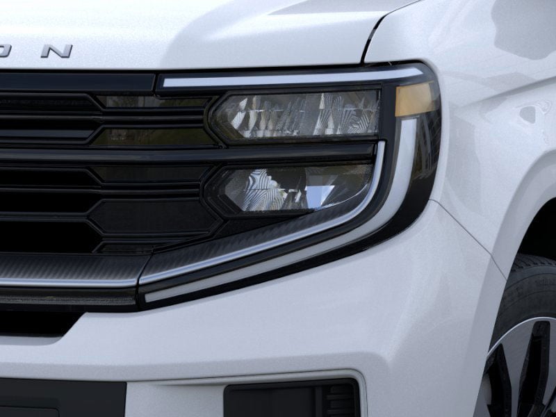 new 2025 Ford Expedition car, priced at $79,435