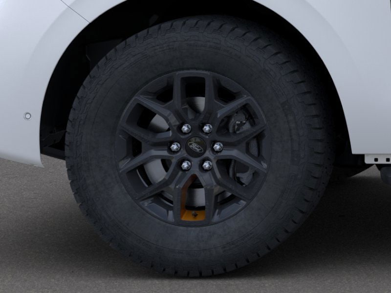 new 2025 Ford Expedition car, priced at $84,020