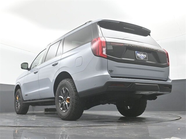 new 2025 Ford Expedition car, priced at $84,540