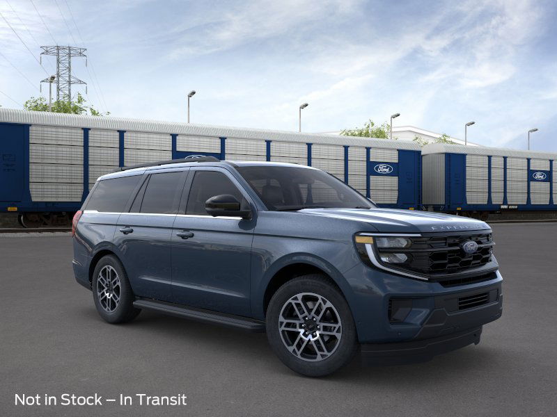 new 2025 Ford Expedition car, priced at $68,705