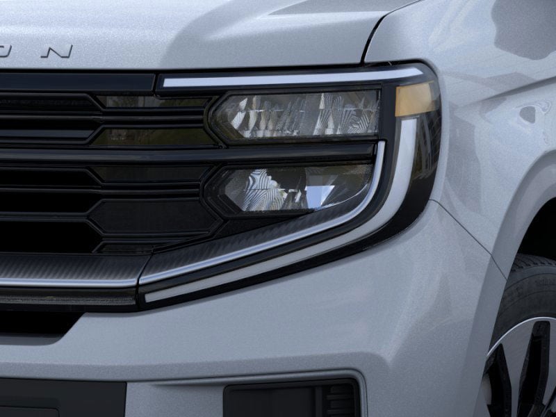new 2025 Ford Expedition car, priced at $80,430