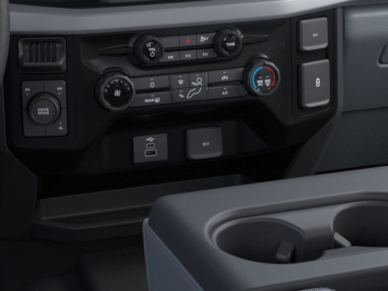 new 2025 Ford F-350 Super Duty car