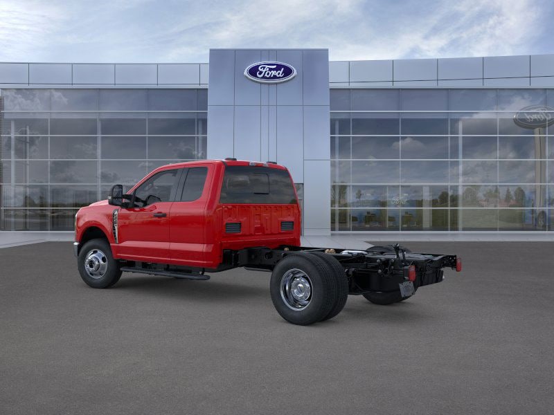 new 2025 Ford F-350 Super Duty car