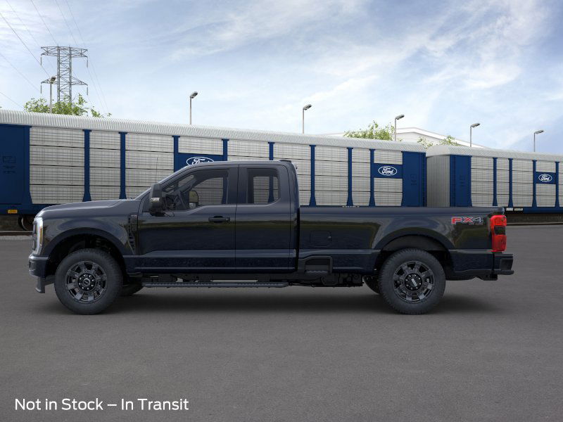 new 2025 Ford F-350 Super Duty car