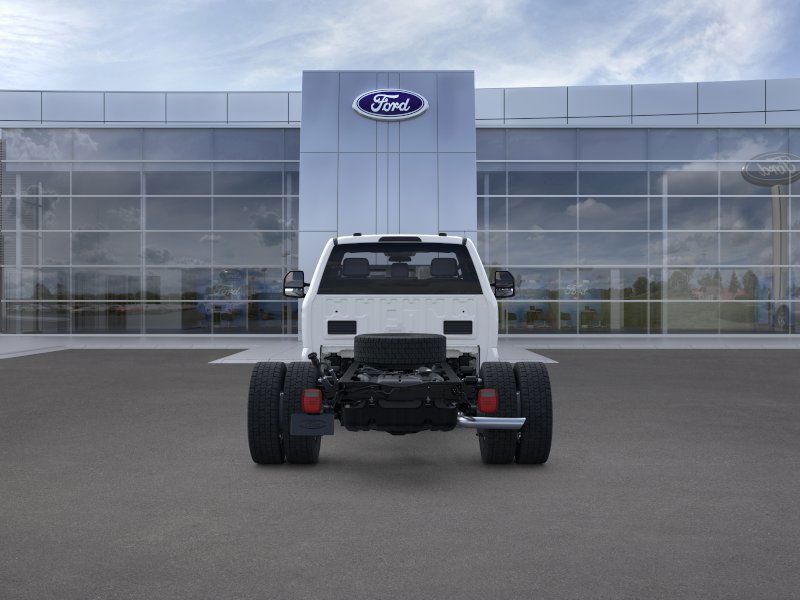 new 2025 Ford F-450 Super Duty car