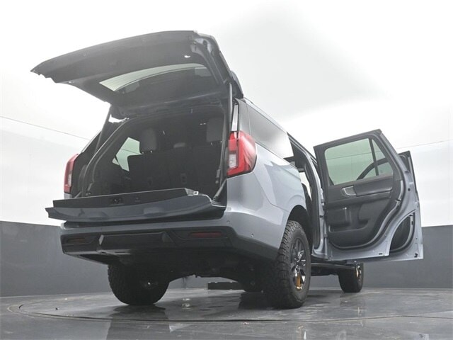 new 2025 Ford Expedition car, priced at $84,540