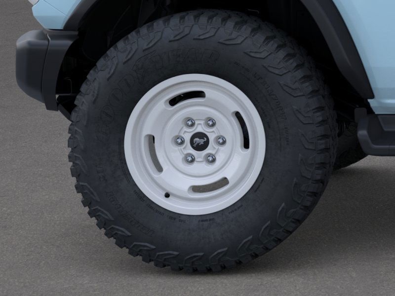 new 2025 Ford Bronco car, priced at $52,566