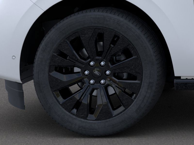 new 2025 Ford Expedition car, priced at $84,190