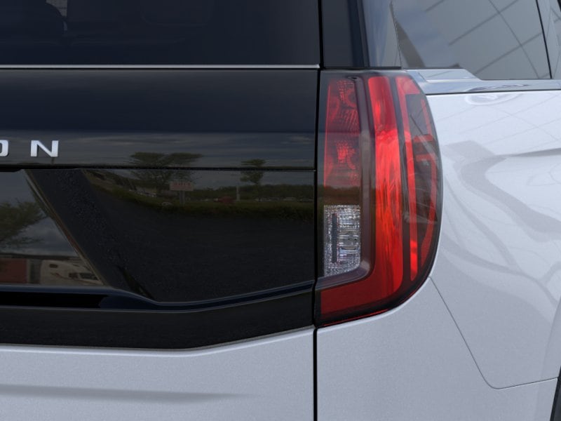 new 2025 Ford Expedition car, priced at $71,585