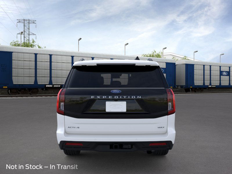 new 2025 Ford Expedition car, priced at $72,725