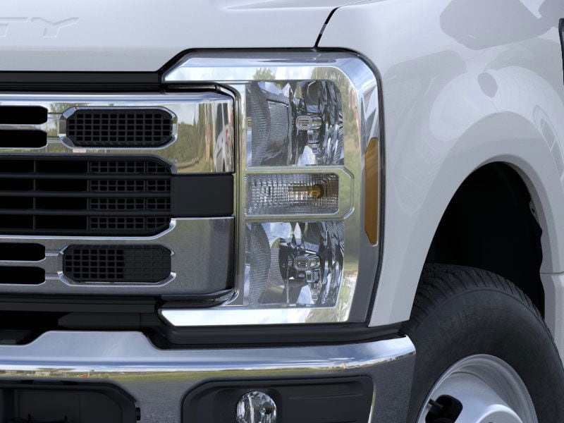 new 2025 Ford F-350 Super Duty car