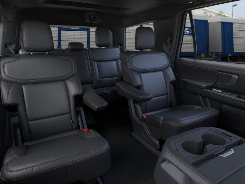 new 2025 Ford Expedition car, priced at $84,540
