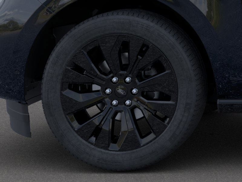 new 2025 Ford Expedition car, priced at $83,195